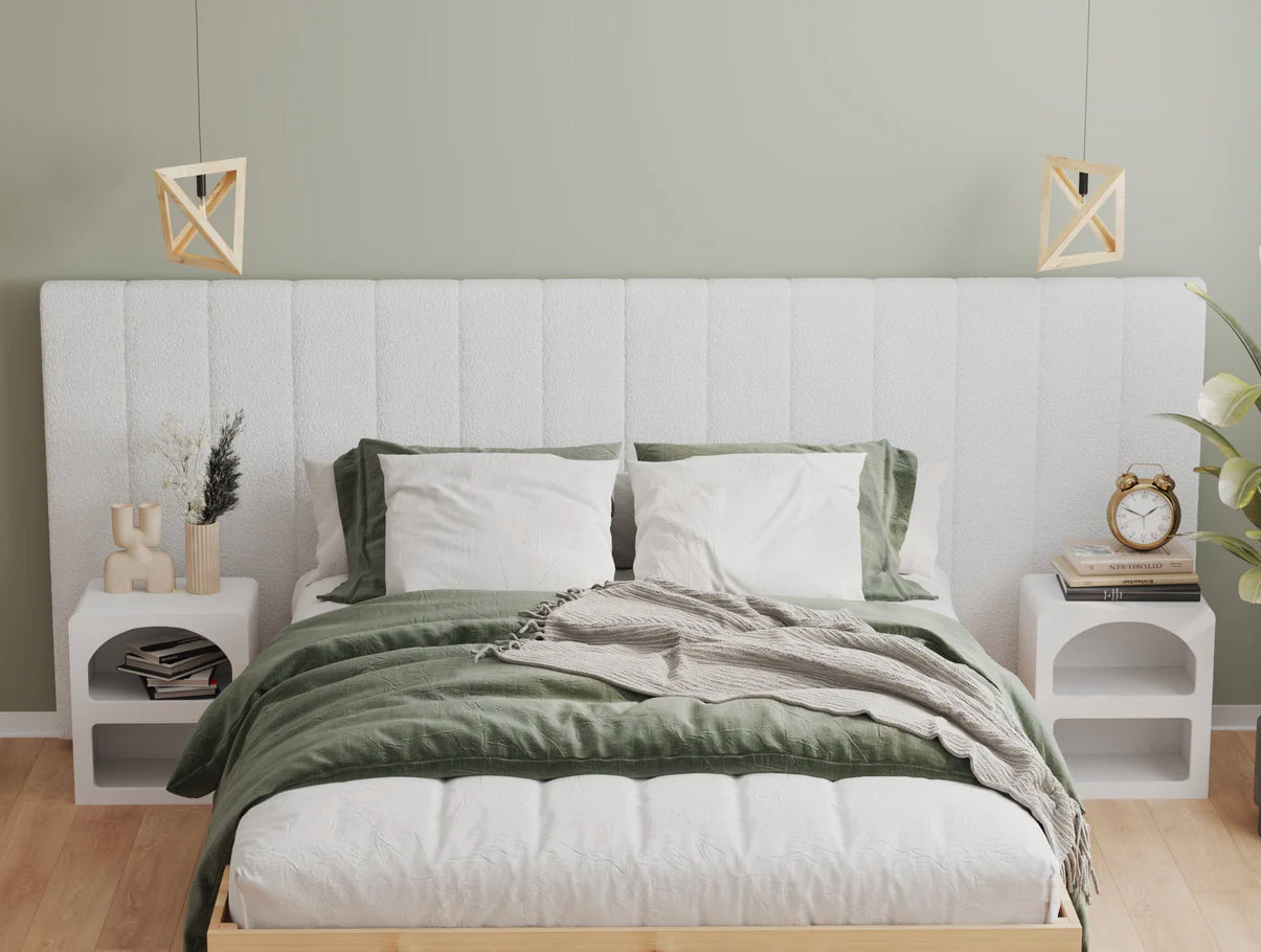 Lola White Boucle Bed Head